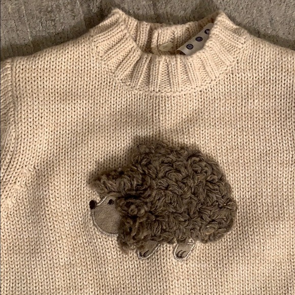 NEW - Gorgeous cream knit romper. Size : 0-3m - Picture 2 of 5